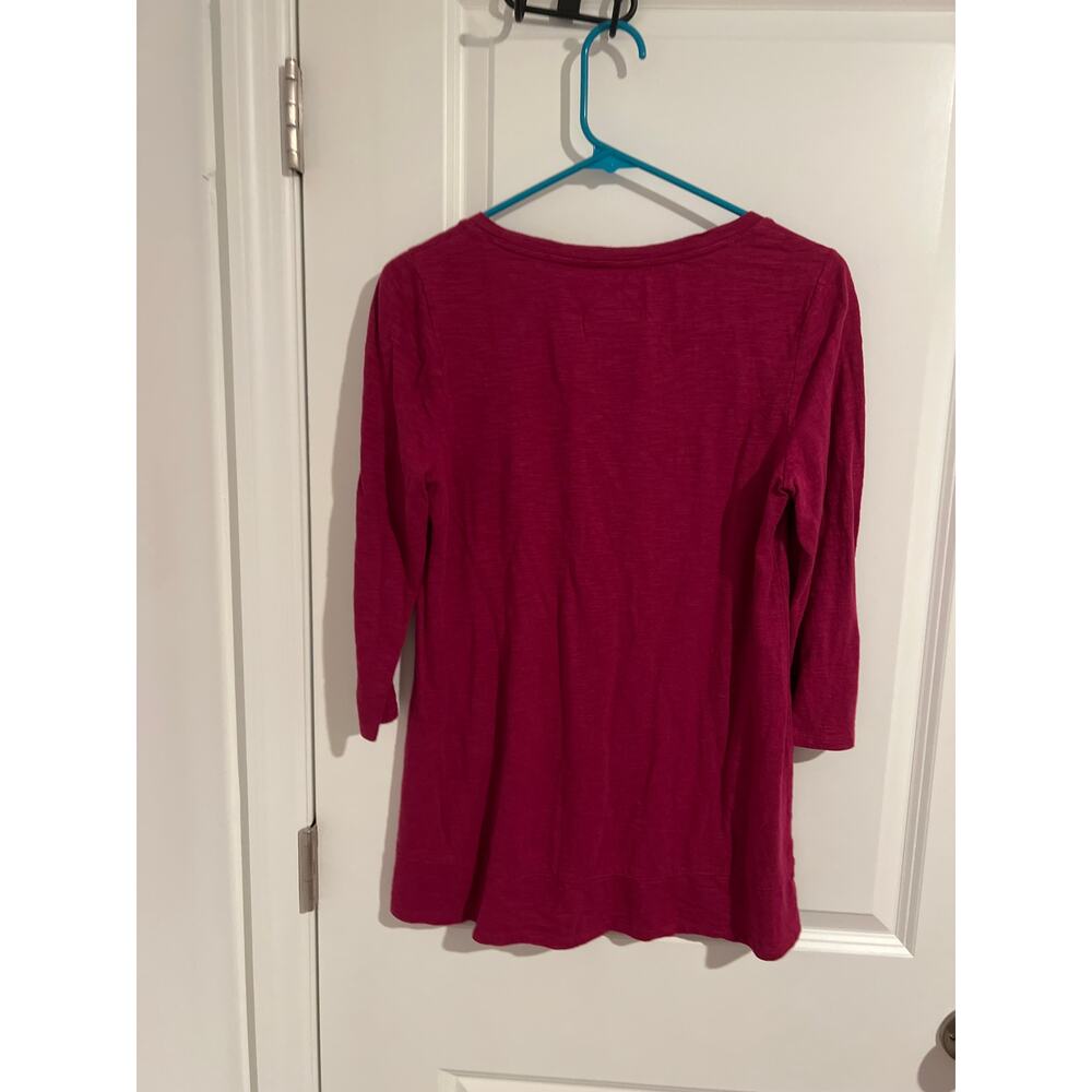 Chico’s Magenta Ultimate Tee – Size 0 (US Small) - Picture 5 of 5